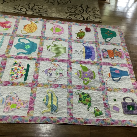 Tea Quilt - Picture 2 of 4